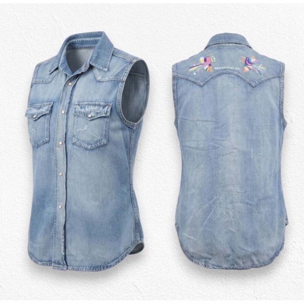 Imogene + Willie & RODAN+FIELDS Western Denim Pearl Snap Embroidered Birds XL